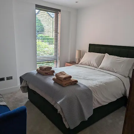 Luxury Centre With Free Parking